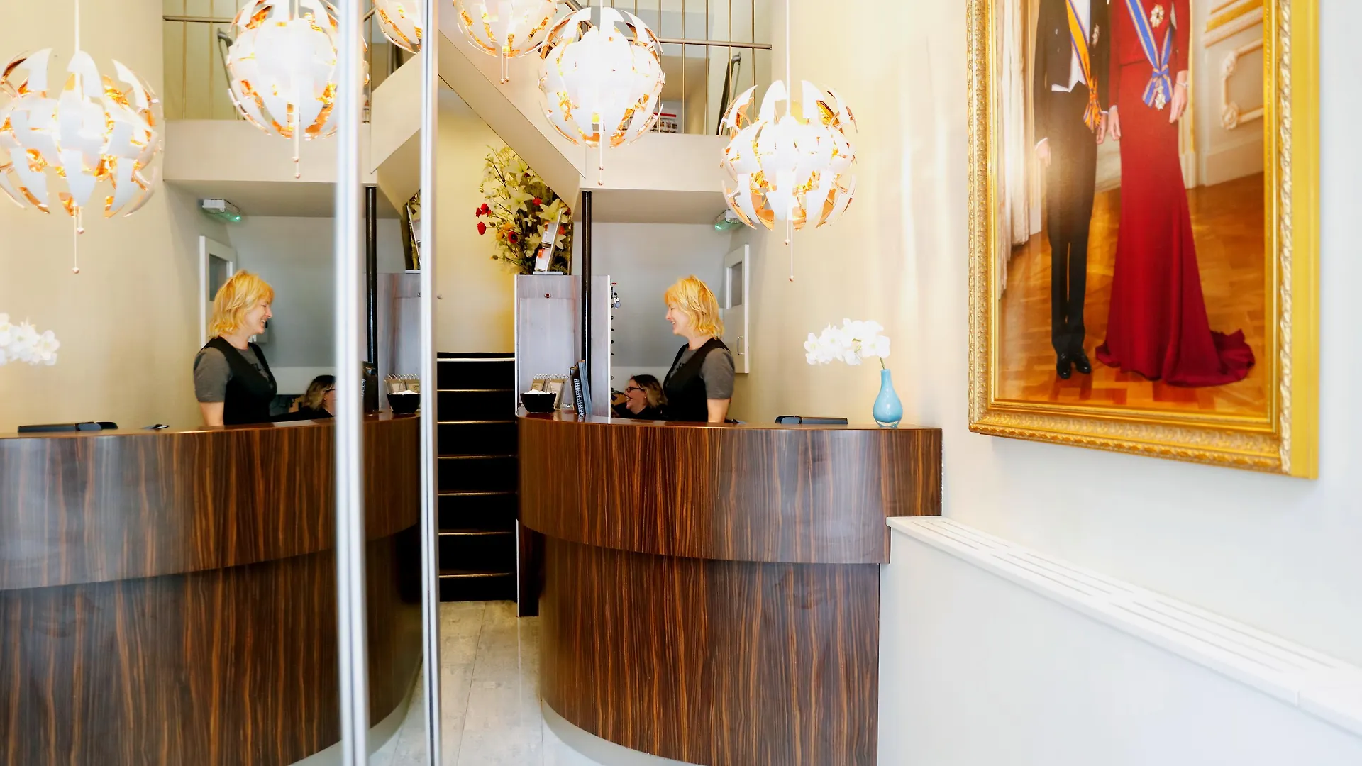 ***  אמסטרדם Hotel Damsquare הולנד